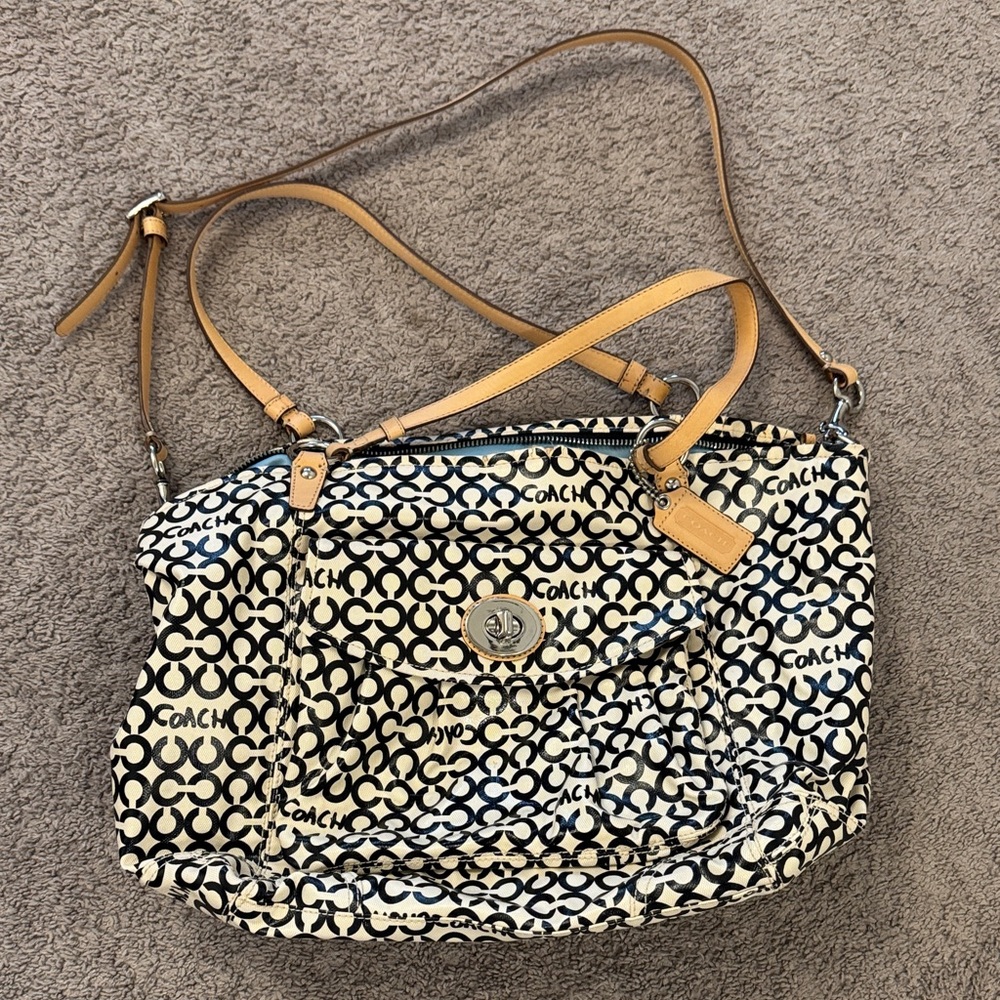 Coach Black and Cream Signature Shoulder Bag